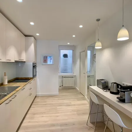 Appartement Clemenceau A Cannes Apartment *