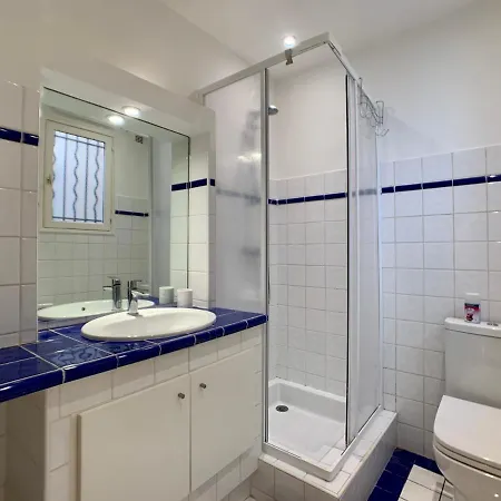 Appartement Clemenceau A Cannes Apartment *